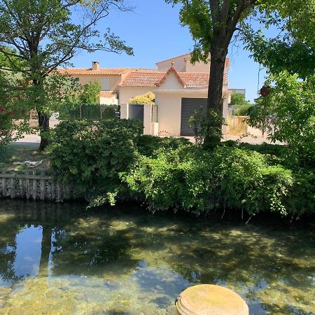Petite Maison Pres Du Centre LʼIsle-sur-la-Sorgue Exterior foto